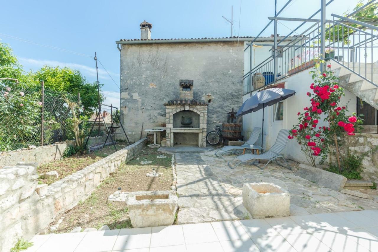 Apartment Kucera Rovinj Exterior photo